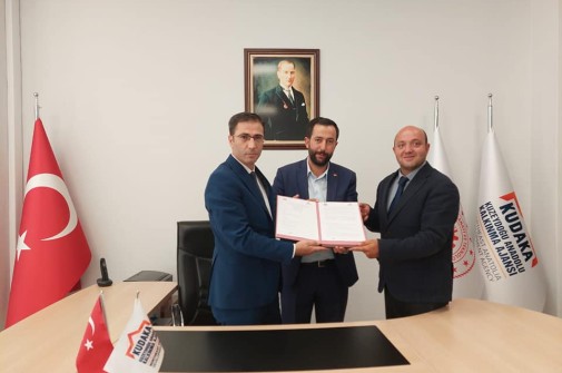 PARKE VE  BORDÜR TESİSİMİZİN İMZALARI ATILDI